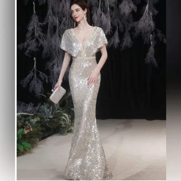 Silver Mother of the Bride Mermaid Formal Dress - Picture 5 of 6